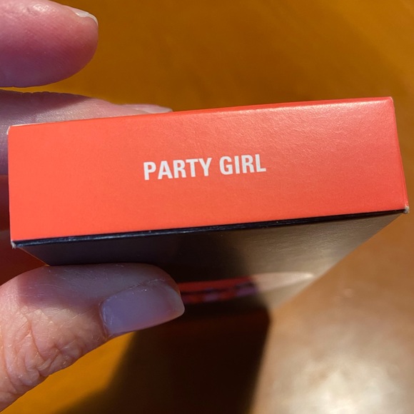 Kylie Jenner Velvet Lip Kit Party Girl - Picture 11 of 16